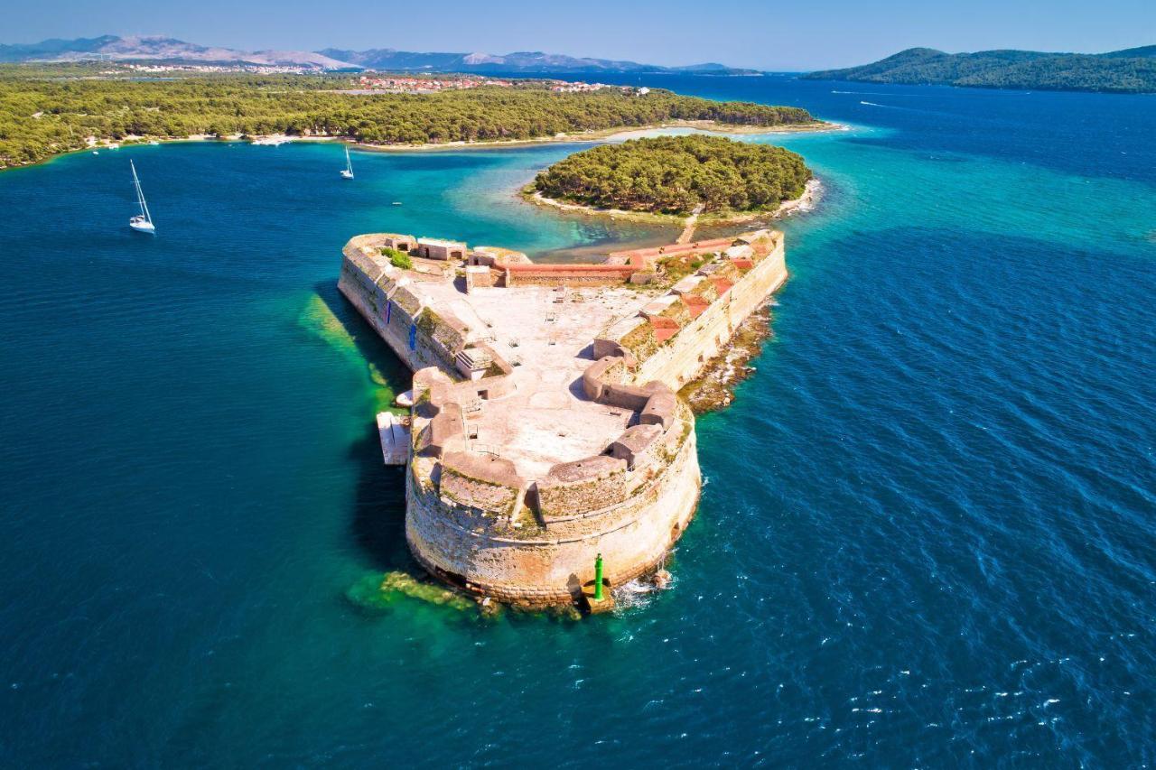 Ojra New Apartment With Seaview Šibenik Eksteriør billede
