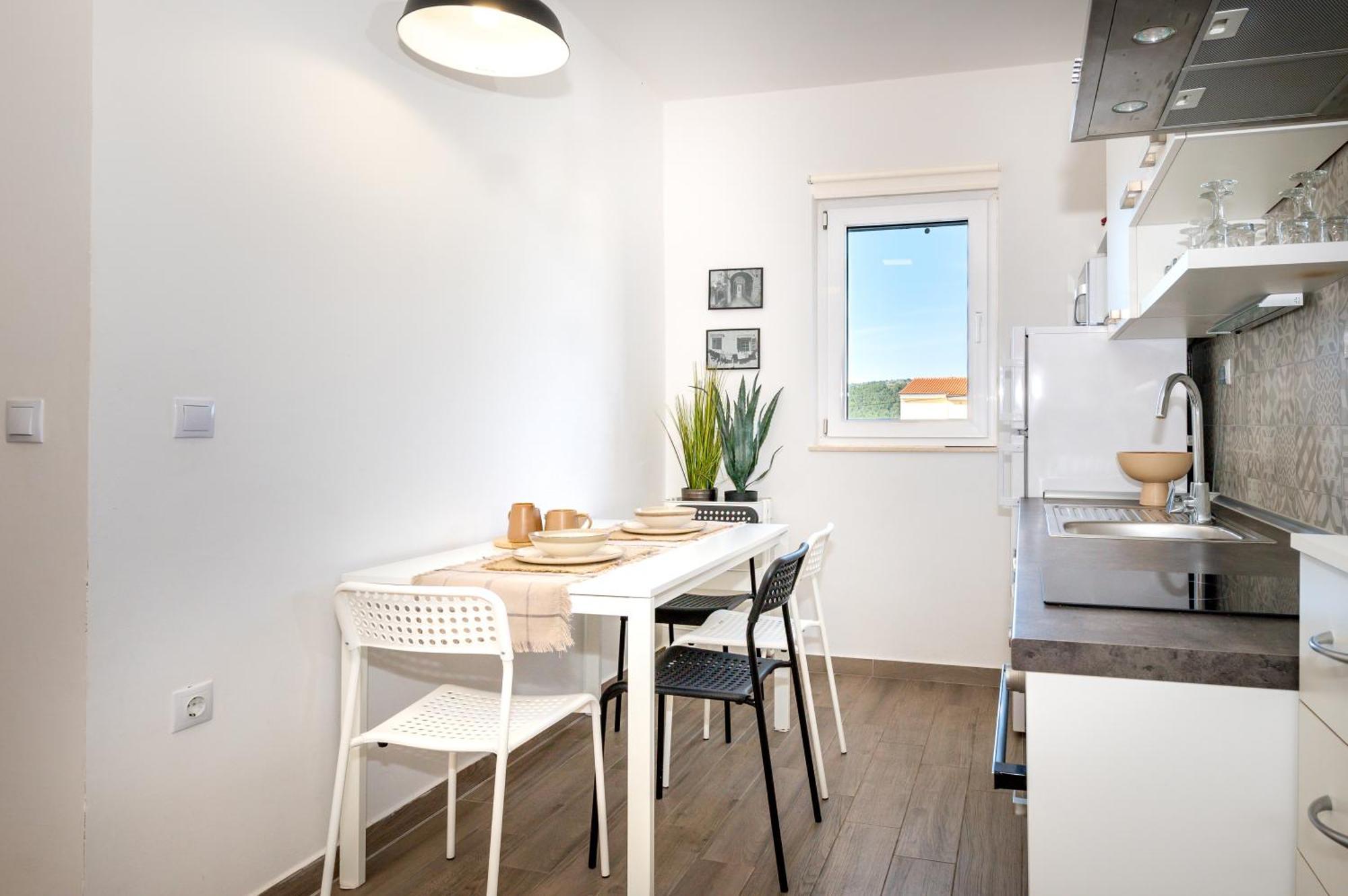 Ojra New Apartment With Seaview Šibenik Eksteriør billede