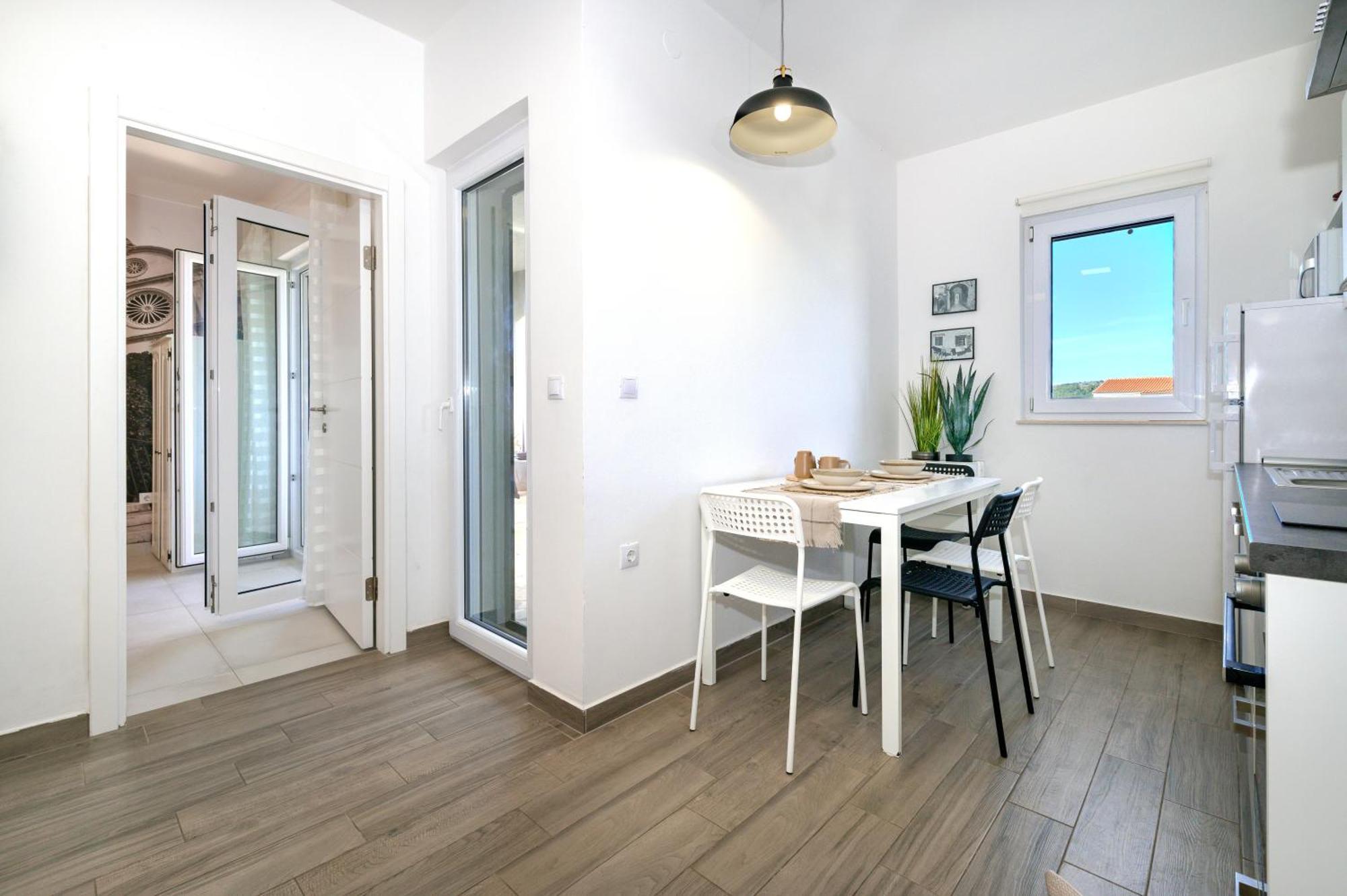 Ojra New Apartment With Seaview Šibenik Eksteriør billede