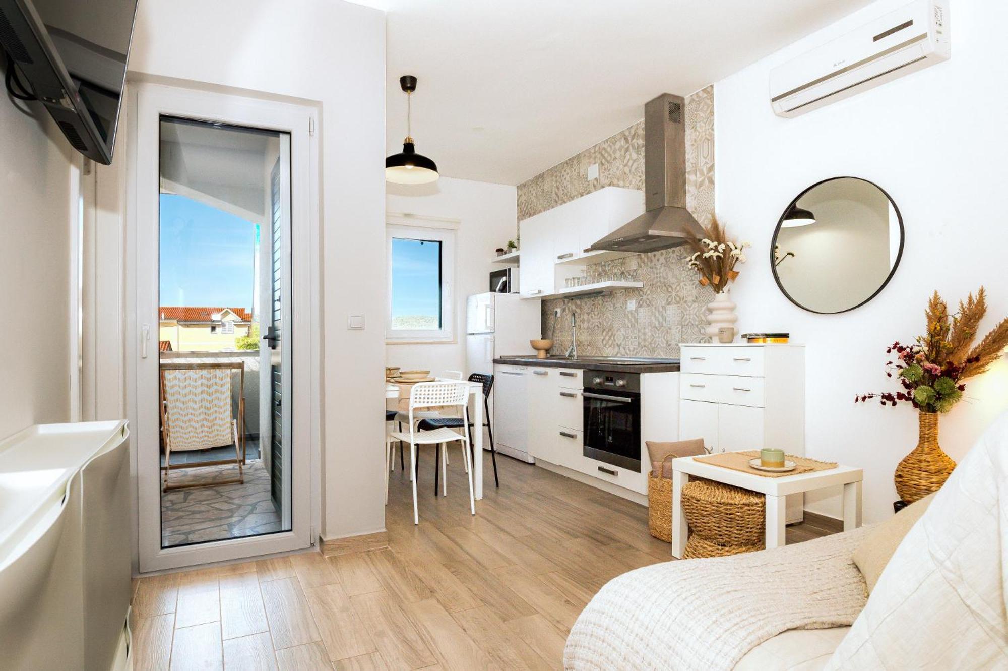 Ojra New Apartment With Seaview Šibenik Eksteriør billede
