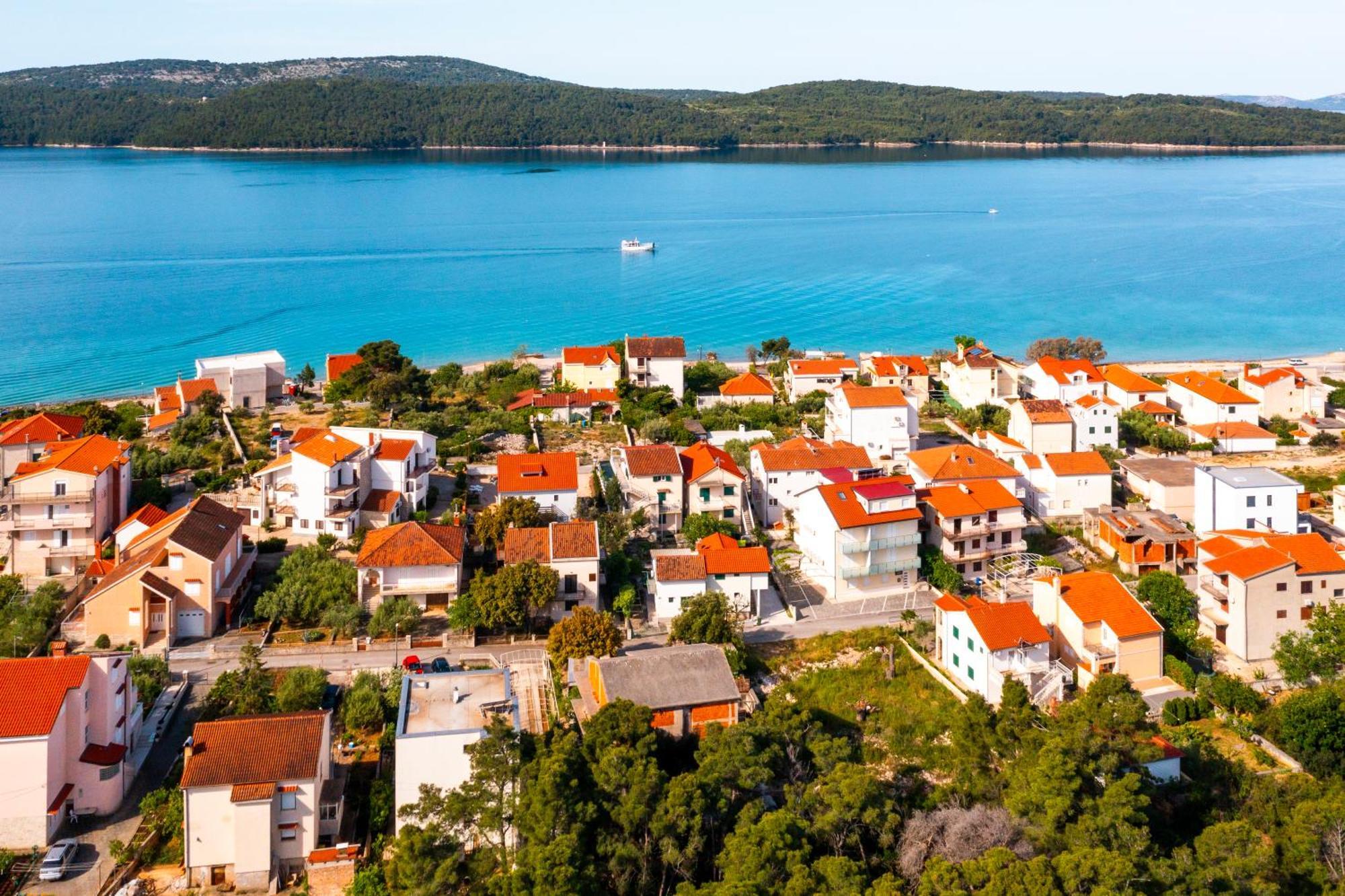 Ojra New Apartment With Seaview Šibenik Eksteriør billede